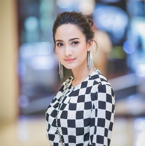 แต่งหน้าแบบสุภาพ แต่งหน้าแบบสุภาพ
