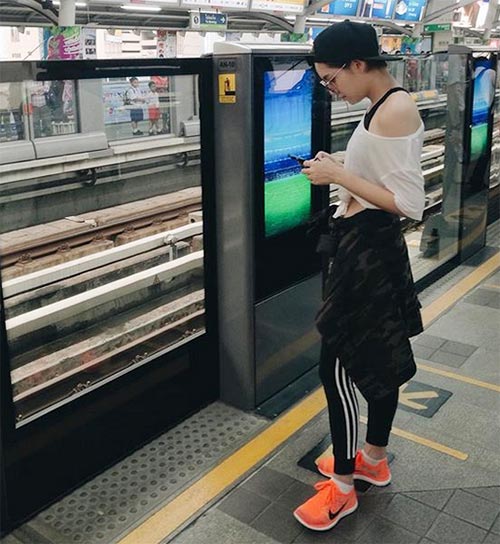กางเกงแถบข้าง กางเกงแถบข้าง