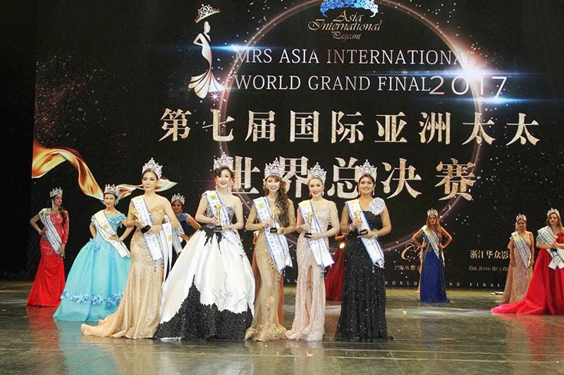 อาร์ ชนุพร Mrs. Asia International 2017