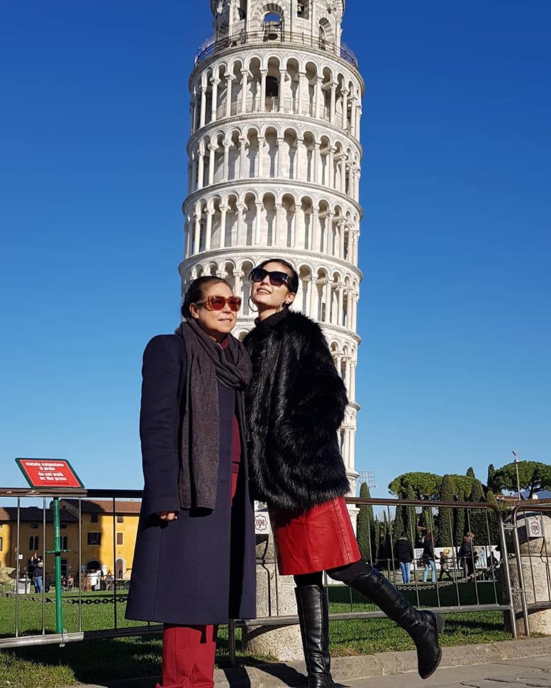 ขวัญ อุษามณี