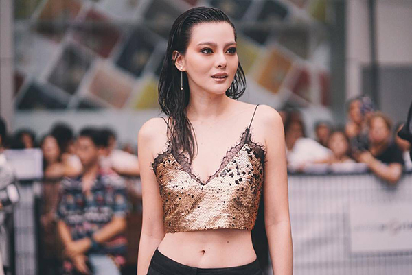 แฟชั่นโชว์ Vatanika แฟชั่นโชว์ Vatanika