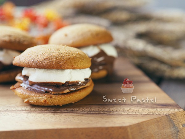 S mores Whoopie Pie
