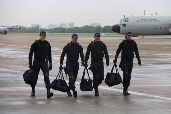 ยึดฟ้าหาพิกัดรัก