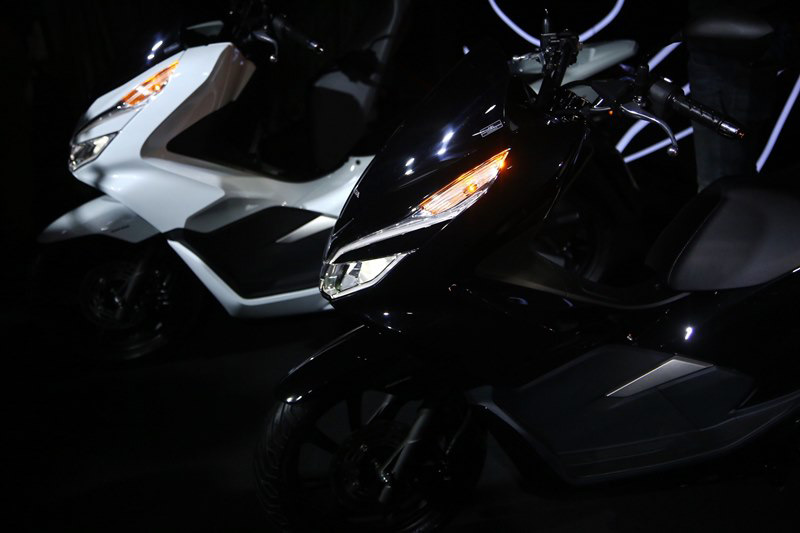 All New Honda Pcx150 ป 18 เคาะราคา 300 บาท หร หราข นเยอะ