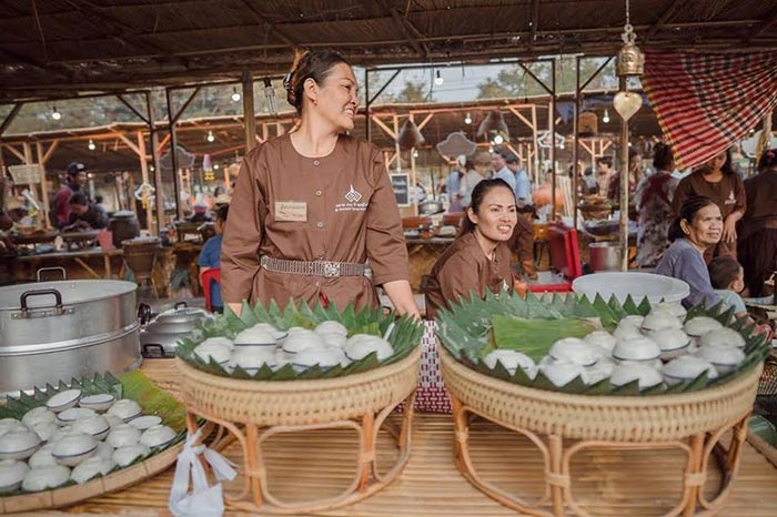 ตลาด 800 ปี กรุงสุโขทัย
