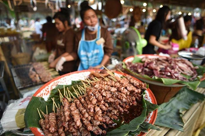 ตลาด 800 ปี กรุงสุโขทัย