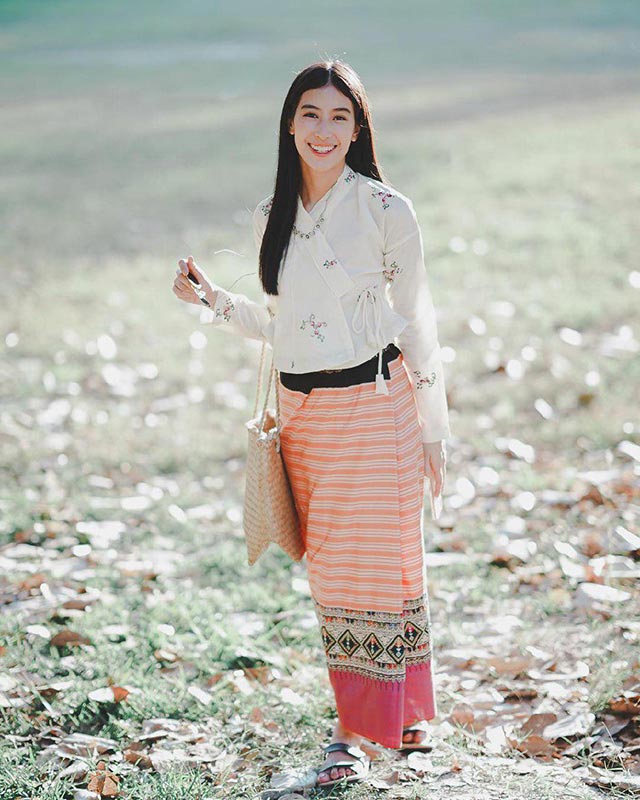 มิ้นต์ ชาลิดา มิ้นต์ ชาลิดา