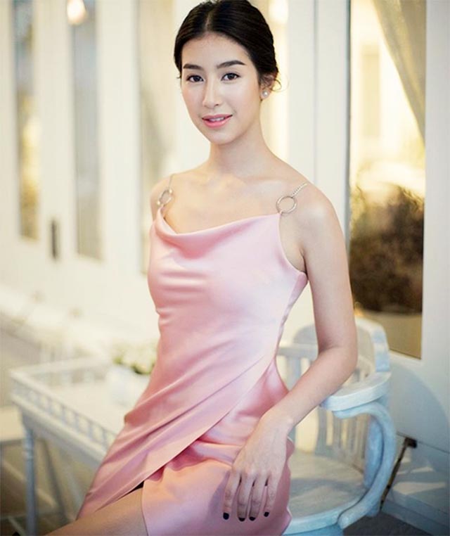 มิ้นต์ ชาลิดา มิ้นต์ ชาลิดา