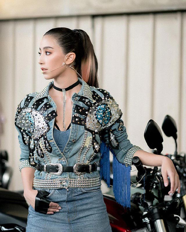 มิ้นต์ ชาลิดา มิ้นต์ ชาลิดา