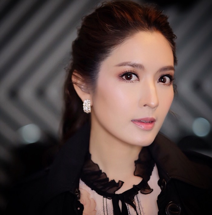 แอฟ สงกรานต์ แอฟ สงกรานต์
