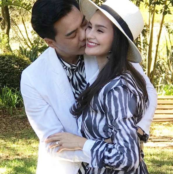 เคลลี่ ธนะพัฒน์ เคลลี่ ธนะพัฒน์