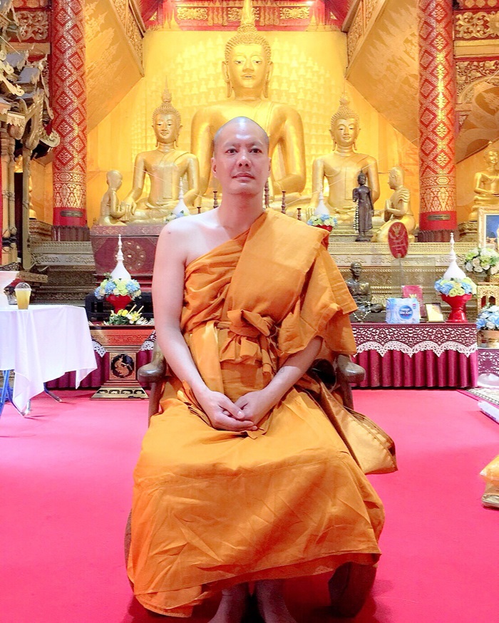 เคลลี่ ธนะพัฒน์ เคลลี่ ธนะพัฒน์