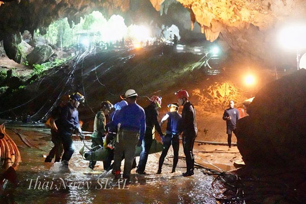 à¸«à¸¡à¸¹à¸à¹à¸² 13 à¸à¸µà¸§à¸´à¸ à¸à¸´à¸à¸à¹à¸³à¸«à¸¥à¸§à¸