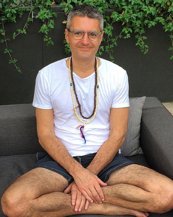 เจมส์ พาลัมโบ เจมส์ พาลัมโบ