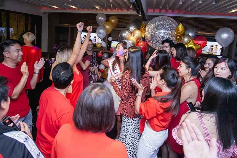 à¸­à¸¸à¹à¸¡ à¸¥à¸±à¸à¸à¸à¸²