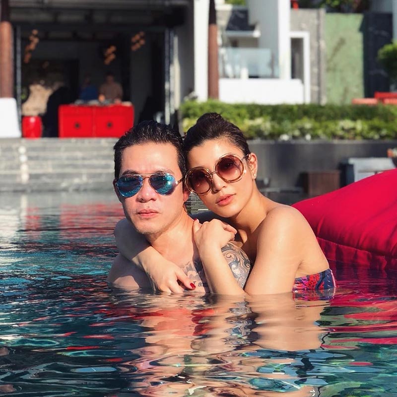เอมมี่ มรกต ท้อง เอมมี่ มรกต ท้อง