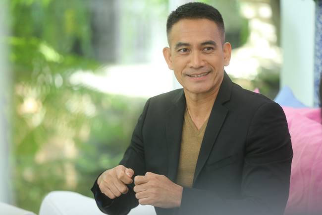 ผู้พันเบิร์ด ผู้พันเบิร์ด