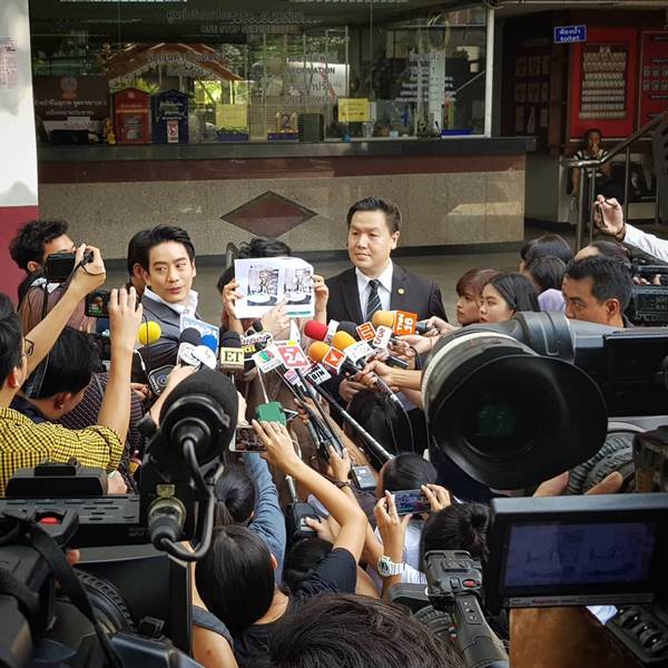 หมอโอ๊ค-โอปอล์ หมอโอ๊ค-โอปอล์
