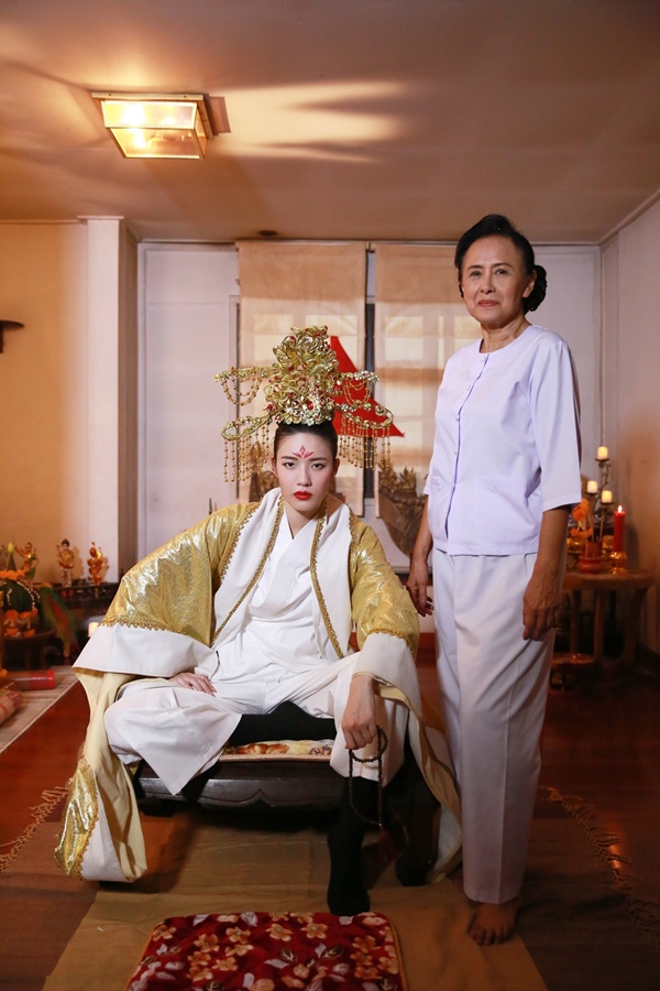 สัมผัสรัตติกาล สัมผัสรัตติกาล