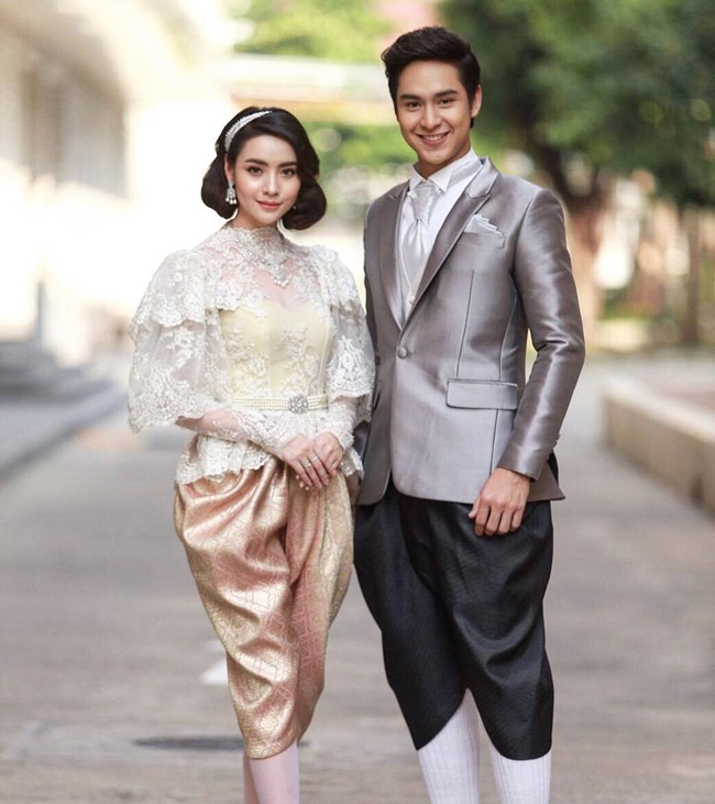 ดาราชายแต่งชุดไทย ดาราชายแต่งชุดไทย