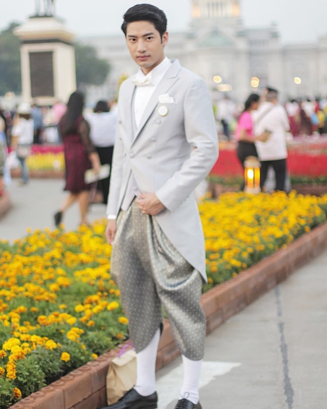 ดาราชายแต่งชุดไทย ดาราชายแต่งชุดไทย