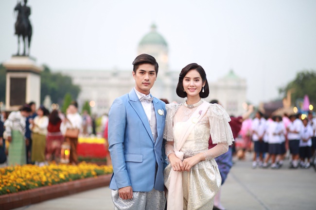 ดาราชายแต่งชุดไทย ดาราชายแต่งชุดไทย