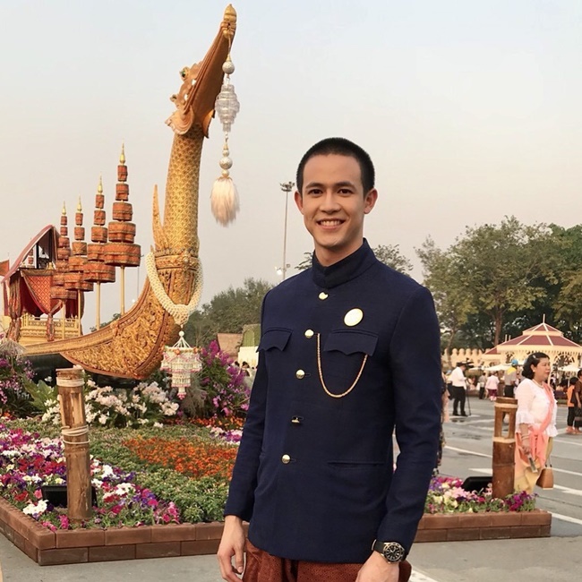 ดาราชายแต่งชุดไทย ดาราชายแต่งชุดไทย