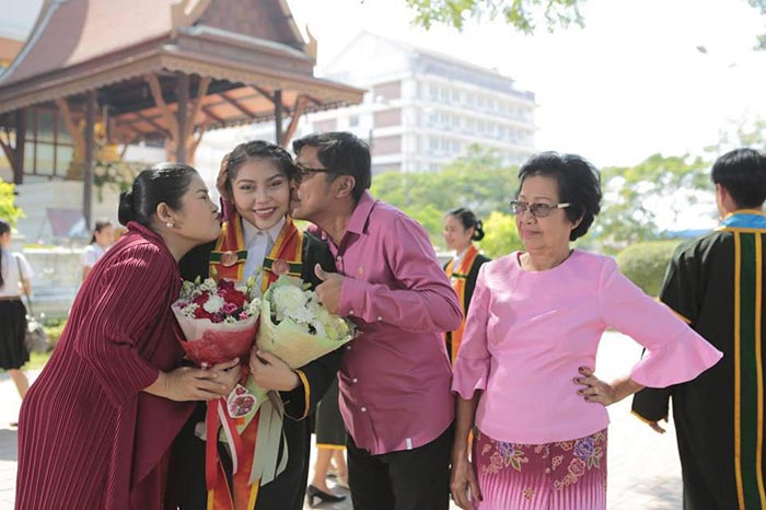 บูม ชญาภา บูม ชญาภา