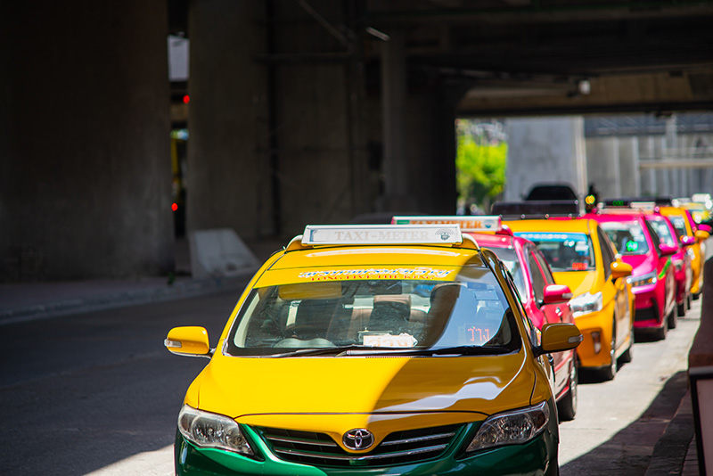 Такси тайцы. Такси парк. Колесница такси Таиланд. 1:43 Такси Бангкок. Недорогое такси Тайцы.