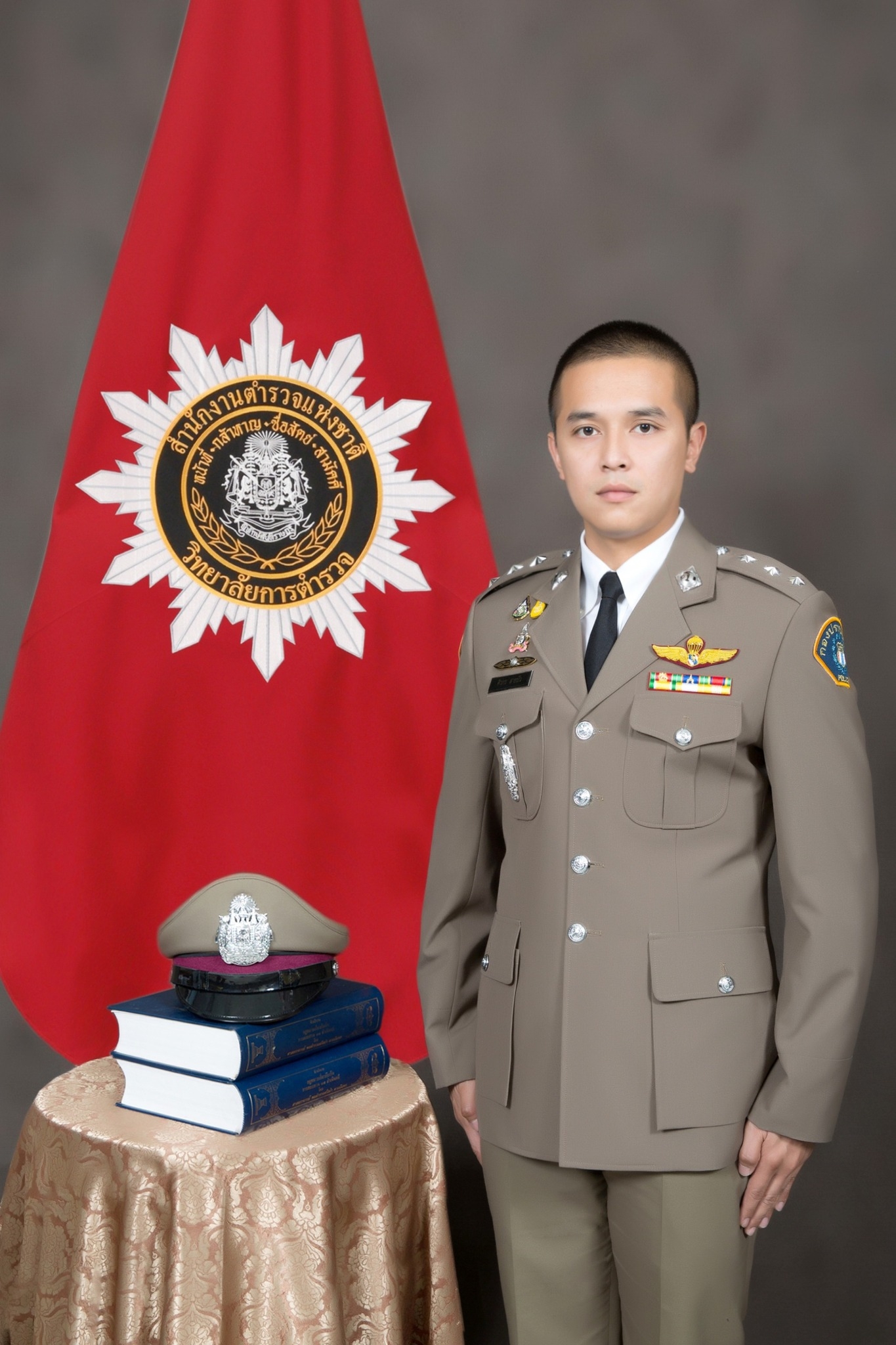 เลขเด็ดสารวัตรแบงค์ ลอตเตอร์รี่