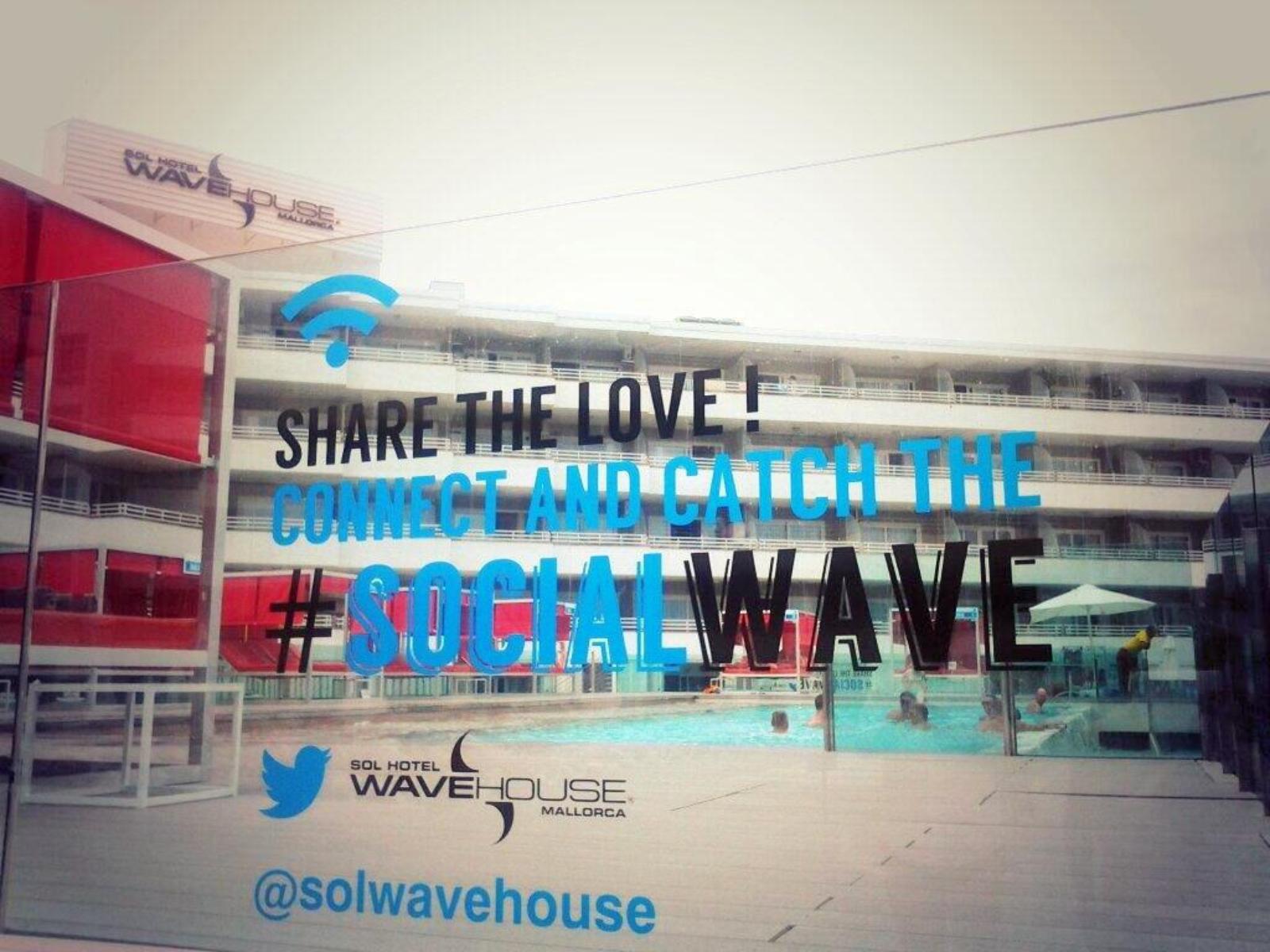 Sol Wave House, Twitter Themed Hotel