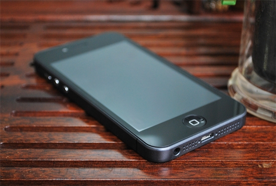 GooPhone i5