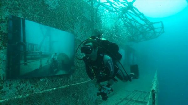 แกลเลอรีแนวใหม่ ชมศิลปะใต้ทะเลที่ Underwater Exhibition