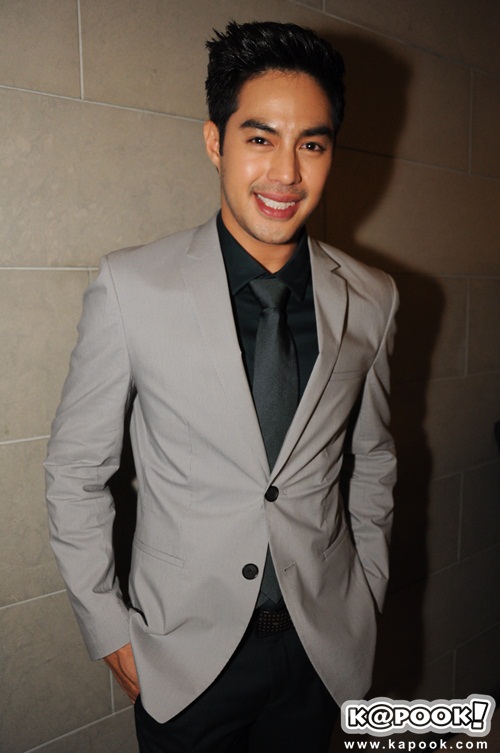งานประกาศผลรางวัลโทรทัศน์ทองคํา 2557