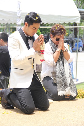 บวงสรวงละคร 2 เรื่องหลากรส