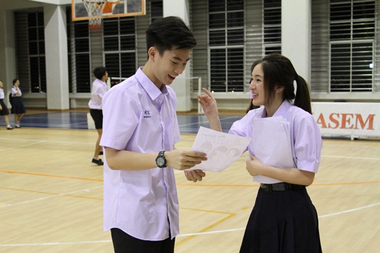 แพรว คณิตกุล รับบท ครูสอนดนตรี คว้า ปันปัน ย้อนวัย สื่อรักสดใสในมิวสิค จิ๊กซอว์