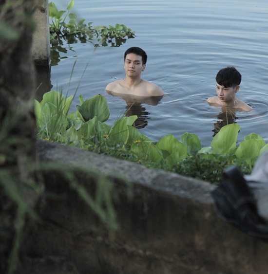 เพื่อนเฮี้ยนโรงเรียนหลอน