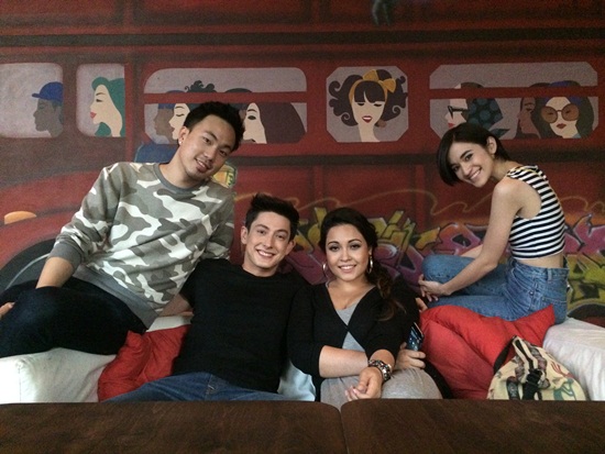 โจ๊ก เกียรติยศ feat. มาเรียม B5 MV เพลง ตราบใด