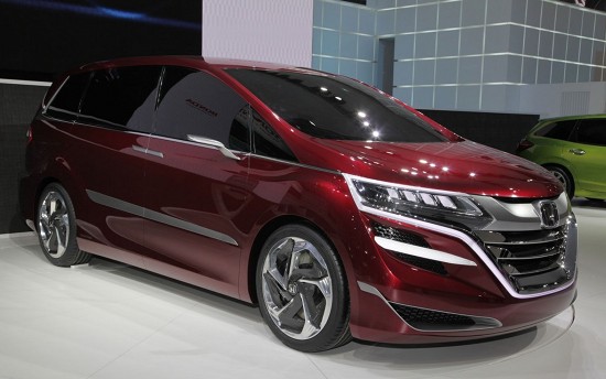 Honda Concept M ต้นแบบ Minivan สุดล้ำ