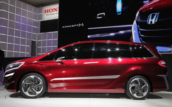 Honda Concept M ต้นแบบ Minivan สุดล้ำ