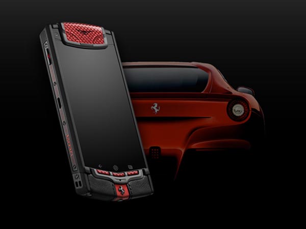 Vertu Ti Ferrari Limited Edition สมาร์ทโฟนสุดหรูสไตล์รถ Ferrari ราคา 5 แสน