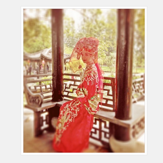 มิว นิษฐา ในชุดเจ้าสาวแบบจีนจาก รักออกฤทธิ์