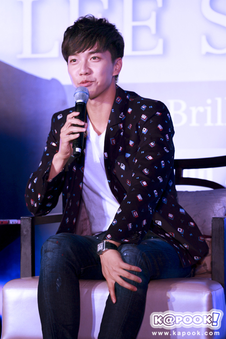  ลีซึงกิ ในงาน แถลงข่าว 2013 Lee Seung Gi The Brilliant Show in Thailand