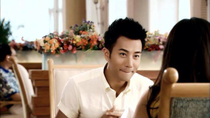 Hawick Lau