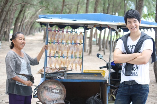 ไอซ์ ศรัณยู MV เพลง ปากว่าง
