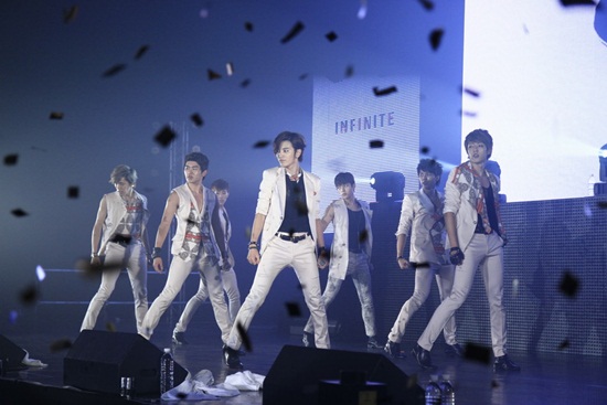 Infinite Fun With Infinite : the 1st Fan Meeting in Thailand 2012