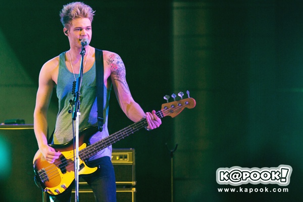 Learn To Love Lawson The 1st Ever Show In Bangkok