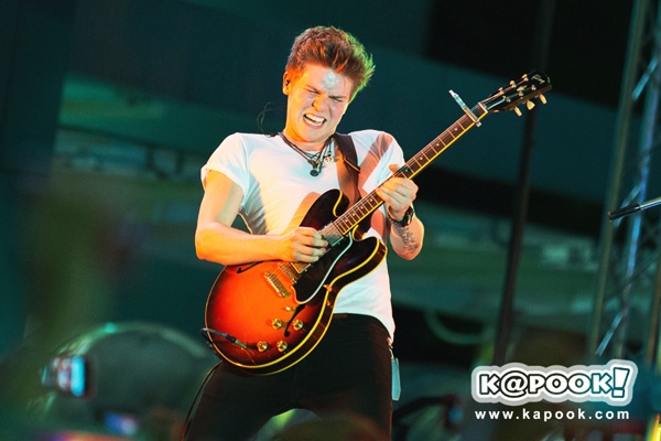 Learn To Love Lawson The 1st Ever Show In Bangkok