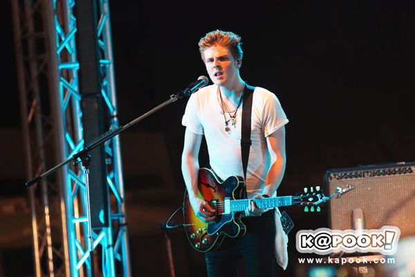 Learn To Love Lawson The 1st Ever Show In Bangkok