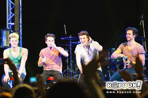 Learn To Love Lawson The 1st Ever Show In Bangkok